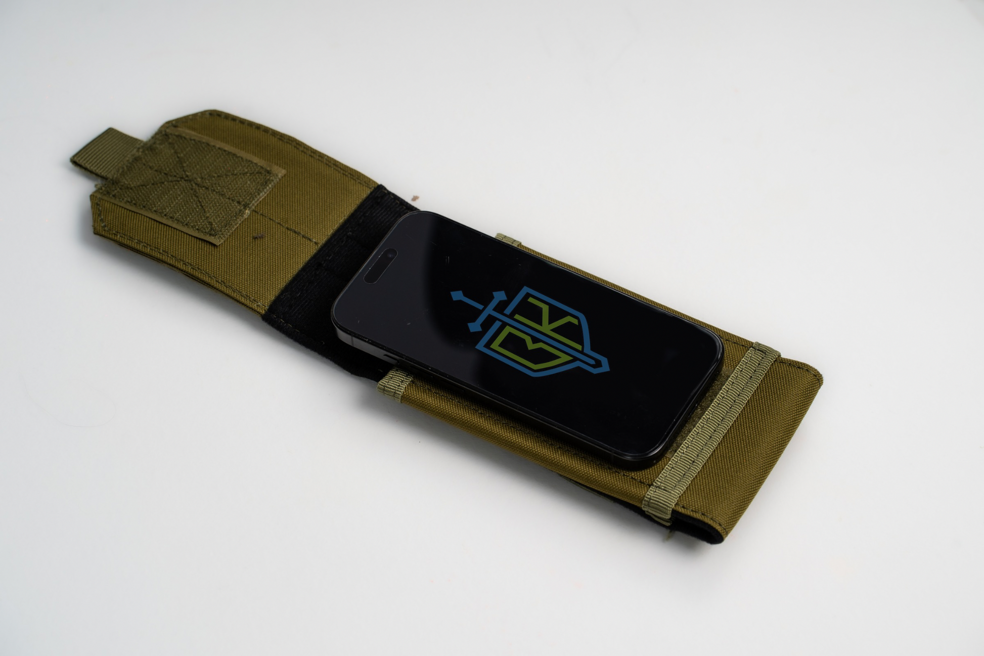 KNIGHT MOLLE PHONE POUCH